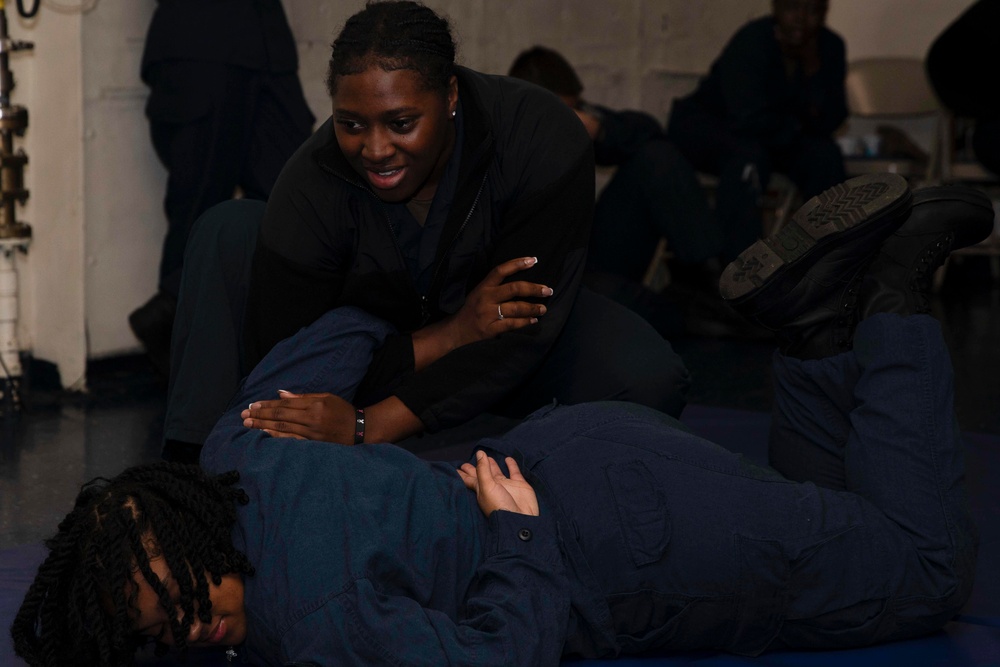 Kearsarge Conducts Security Training Kearsarge Conducts Security Training