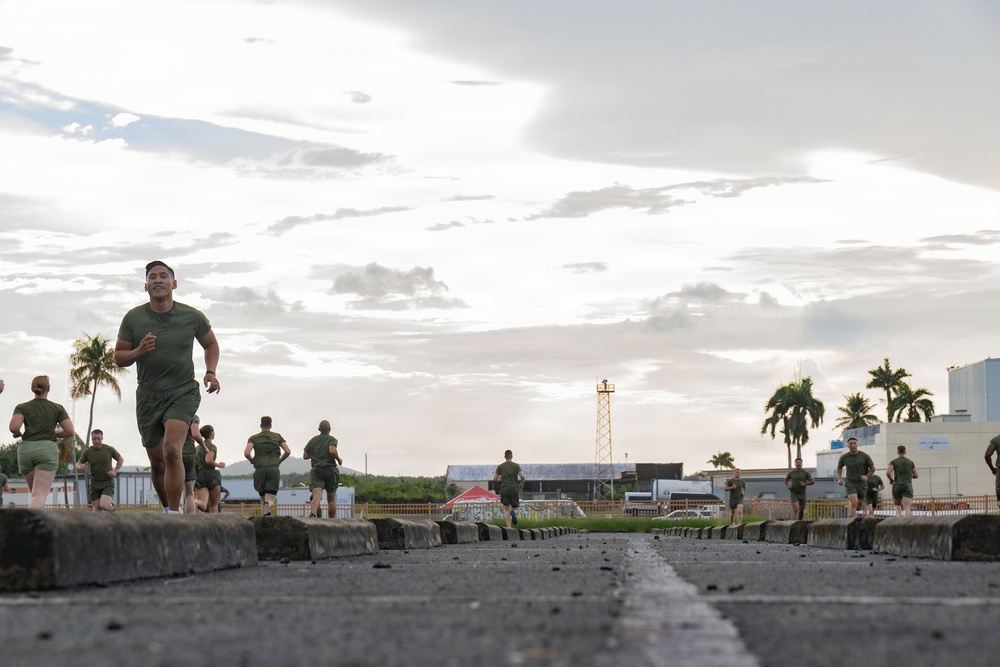 3rd MAW Sergeant Major leads PT with VMFA-225 in Puerto Rico
