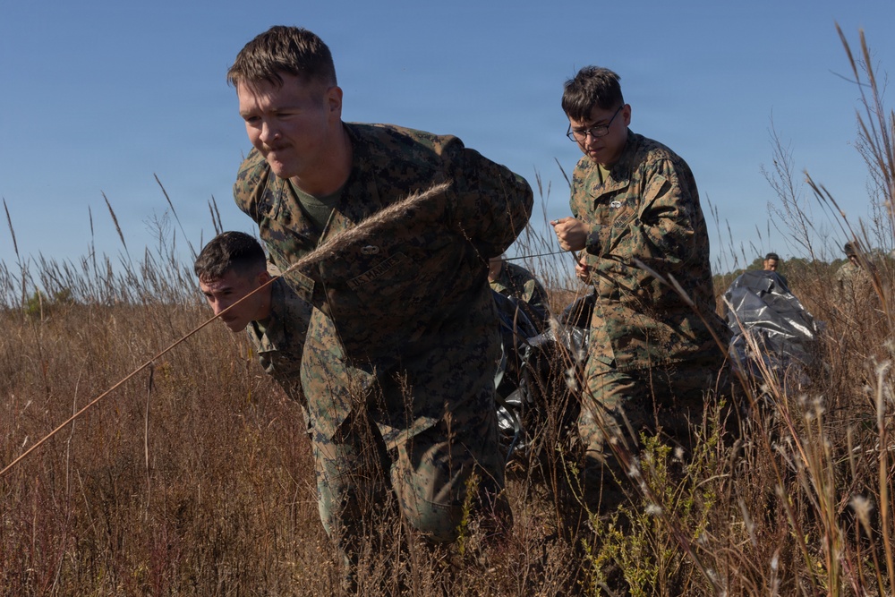2nd Distribution Support Battalion and Marine Aerial Refueler Squadron (VMGR) 252 Conduct Airdrop Operations