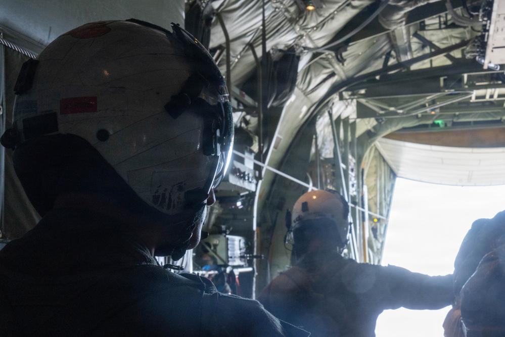 2nd Distribution Support Battalion and Marine Aerial Refueler Squadron (VMGR) 252 Conduct Airdrop Operations