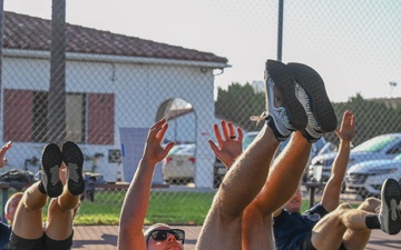 Airstation San Diego honors fallen aviators with a memorial workout