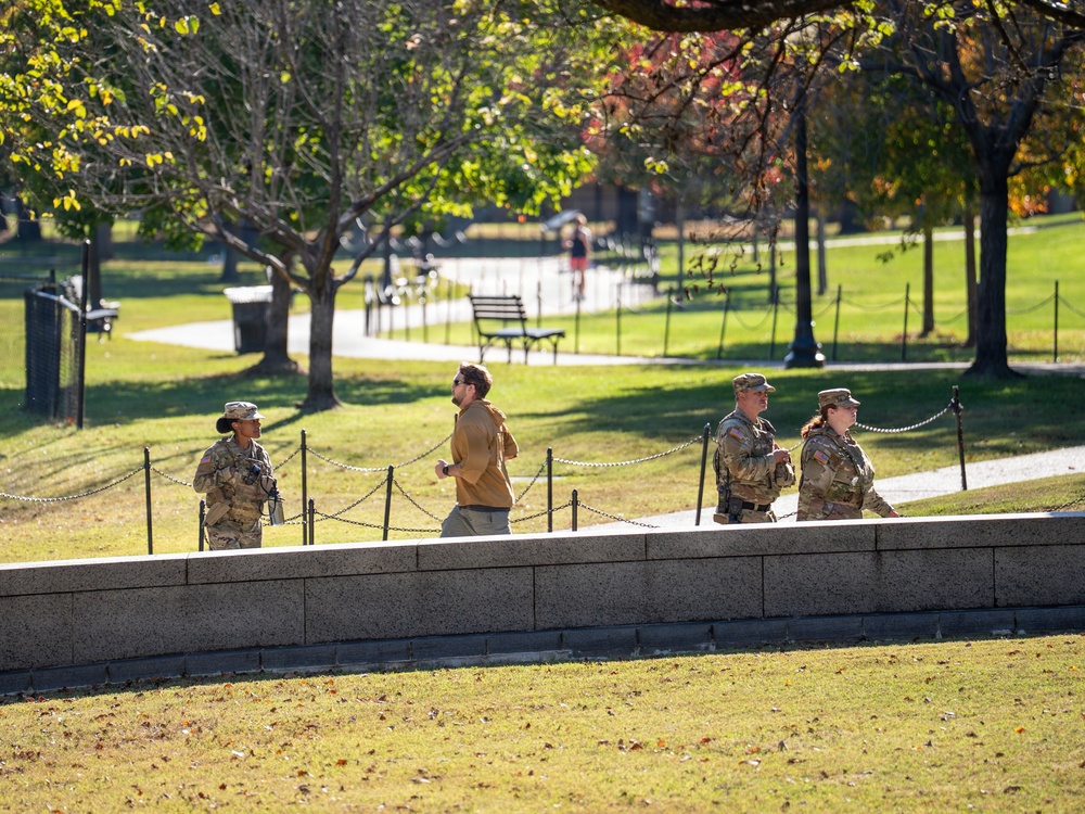 Soldiers provide a presence patrol in the National Mall Soldiers provide a presence patrol in the National Mall