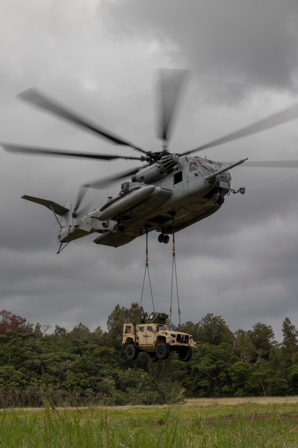 CLB-31 | conducts battalion field exercises