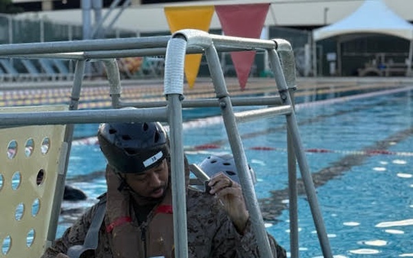 21st Dental Company Conducts Underwater Egress Training
