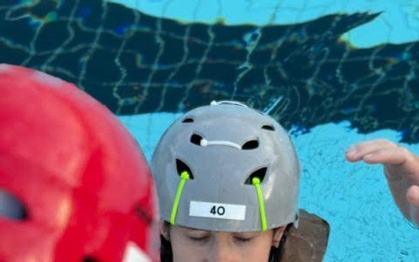 21st Dental Company Conducts Underwater Egress Training