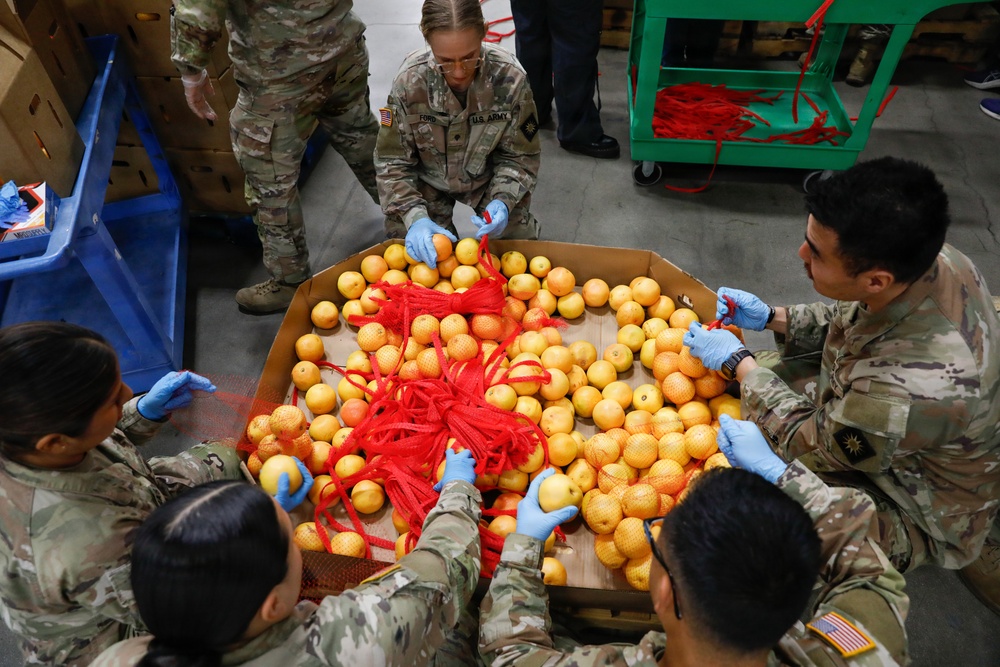 California National Guard Soldiers Support Food Bank Operations at the Los Angeles Regional Food Bank California National Guard Soldiers Support Food Bank Operations at the Los Angeles Regional Food Bank