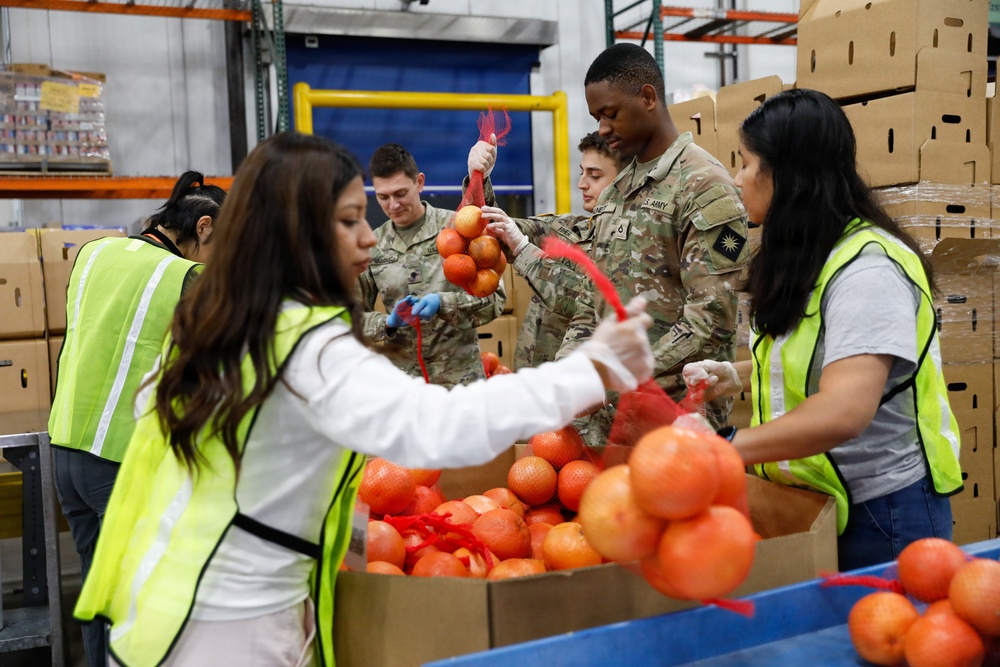 California National Guard Soldiers Support Food Bank Operations at the Los Angeles Regional Food Bank California National Guard Soldiers Support Food Bank Operations at the Los Angeles Regional Food Bank