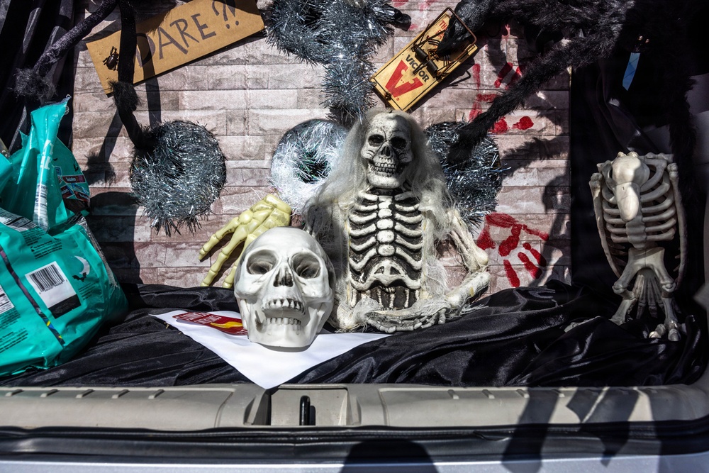 III Marine Expeditionary Force Support Battalion hosts annual trunk or treat