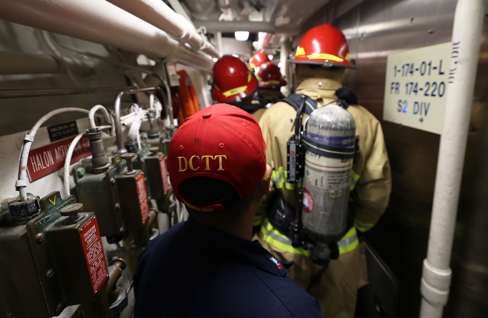DVIDS - Images - USS Roosevelt (DDG 80) Conducts DCTT Evolution in the ...