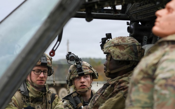 Downed Aircraft Recovery Team Training during Combined Resolve