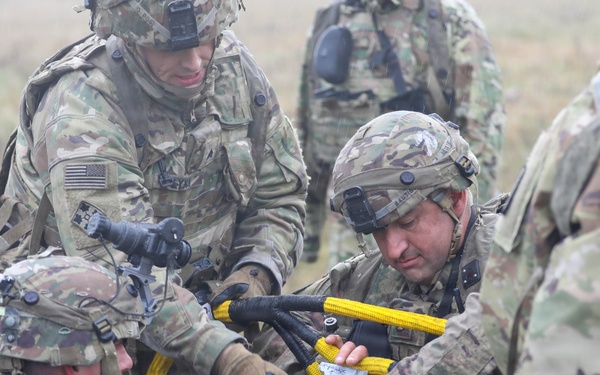 Downed Aircraft Recovery Team Training during Combined Resolve