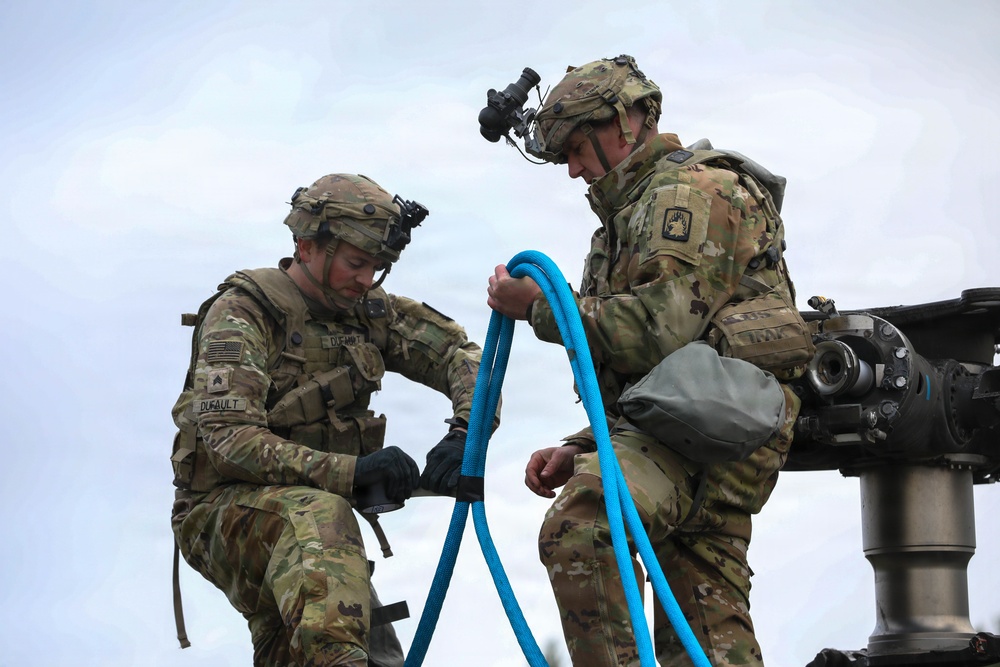DVIDS - Images - Downed Aircraft Recovery Team Training during Combined ...