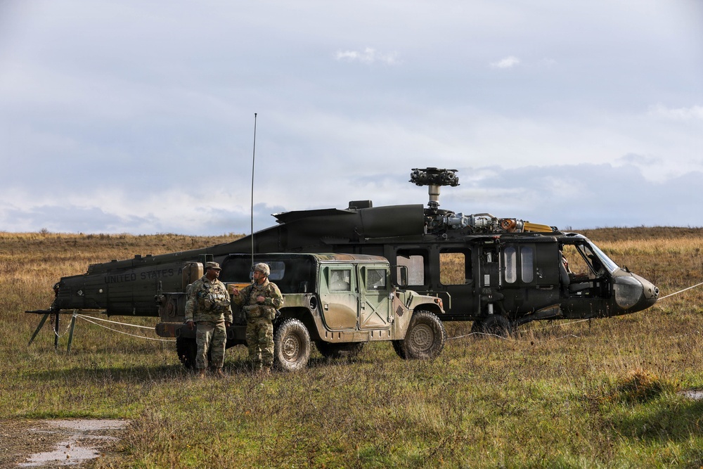 Downed Aircraft Recovery Team Training during Combined Resolve Downed Aircraft Recovery Team Training during Combined Resolve