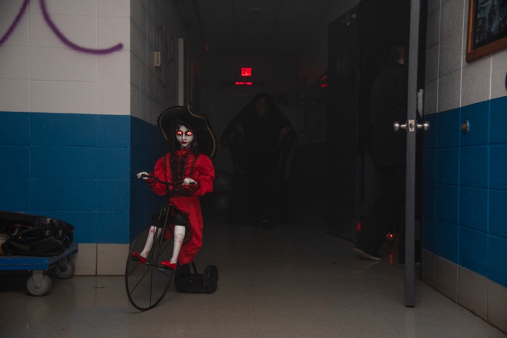 Surface Warfare Engineering Schools Command (SWESC) Great Lakes Hosts Trunk or Treat Event