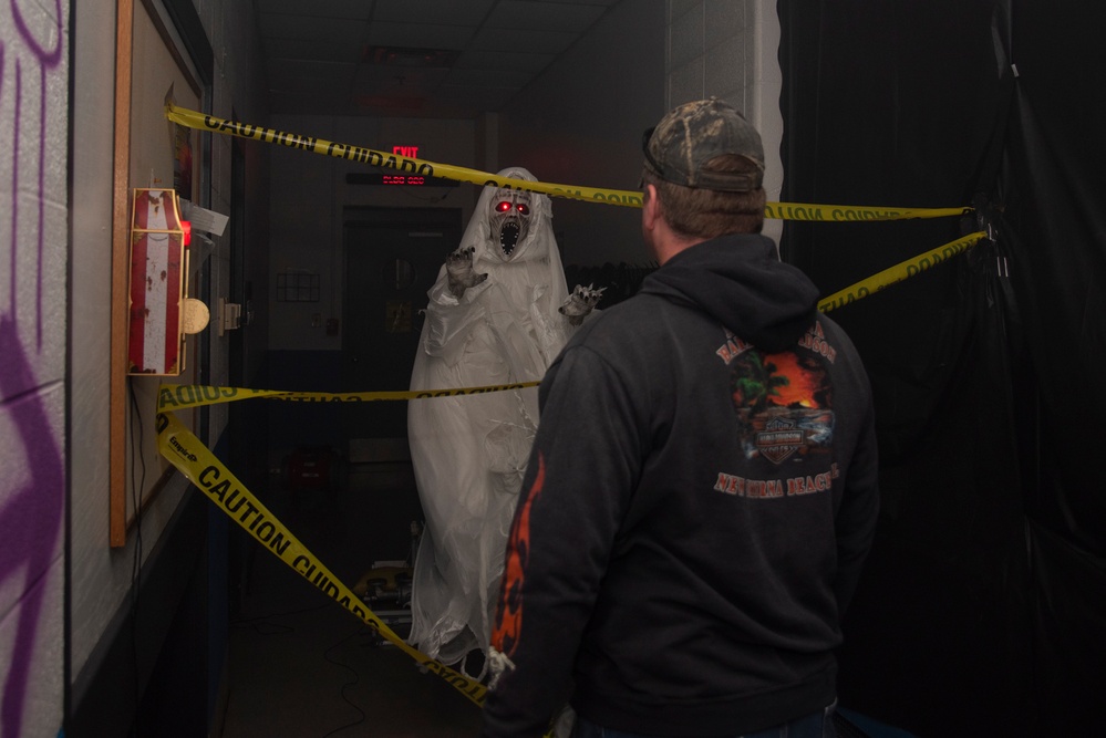 Surface Warfare Engineering Schools Command (SWESC) Great Lakes Hosts Trunk or Treat Event