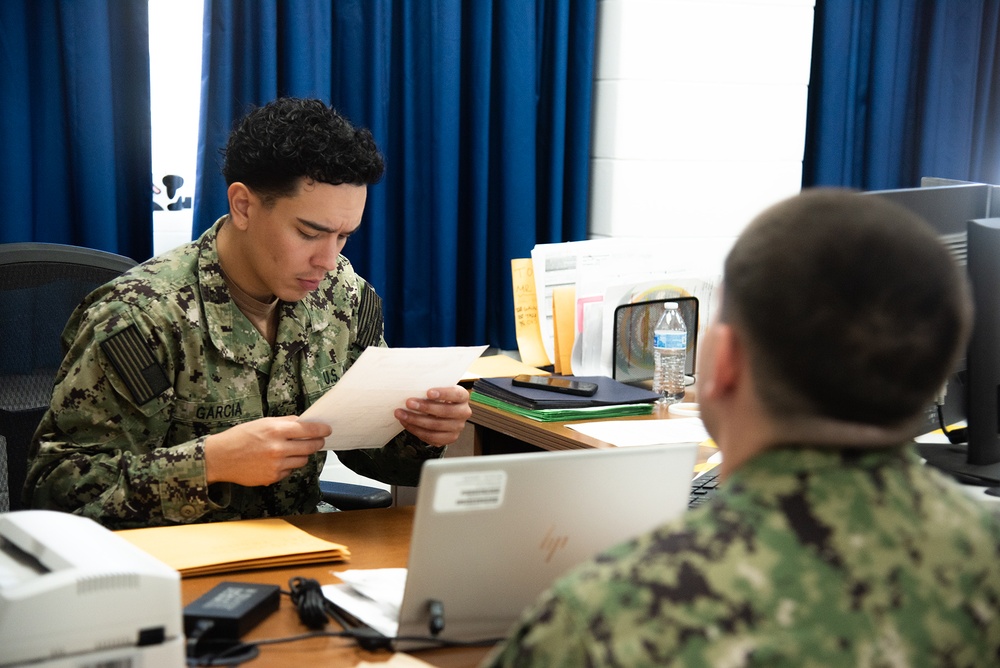 Surface Warfare Engineering Schools Command (SWESC) Great Lakes Yeoman Process Sailors to and from the Fleet
