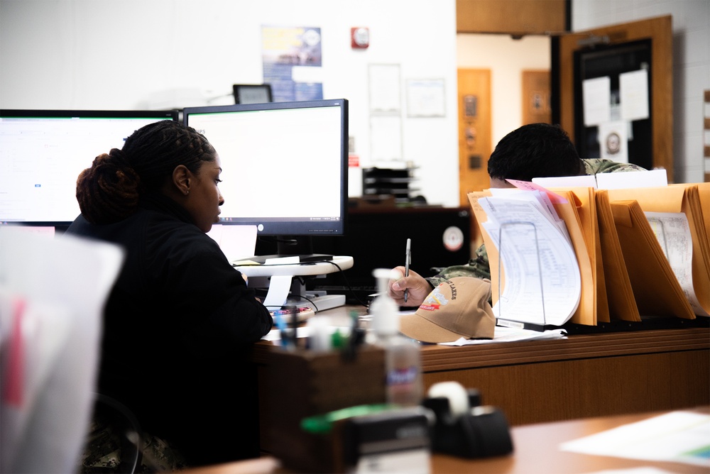 Surface Warfare Engineering Schools Command (SWESC) Great Lakes Yeoman Process Sailors to and from the Fleet