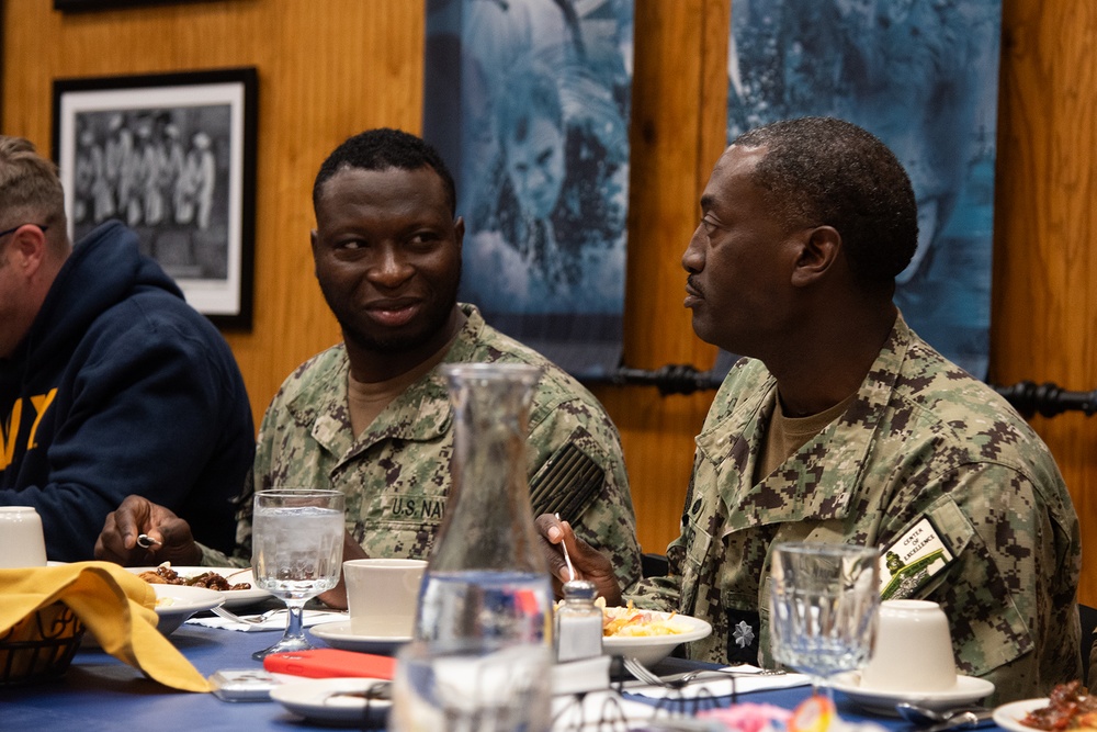 Fireman Nnabugwu Chuku Receives Surface Warfare Engineering Schools Command (SWESC) Great Lakes' September 2025 Student of the Month Award