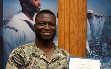 Fireman Nnabugwu Chuku Receives Surface Warfare Engineering Schools Command (SWESC) Great Lakes' September 2025 Student of the Month Award