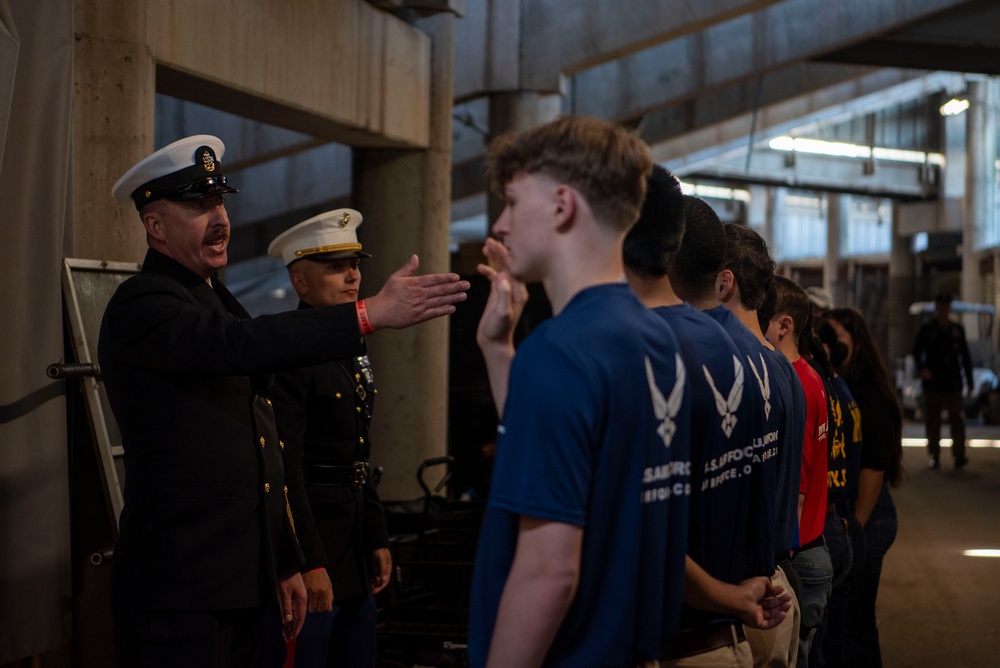 Service Members Prepare Future Service Members for Oath Service Members Prepare Future Service Members for Oath