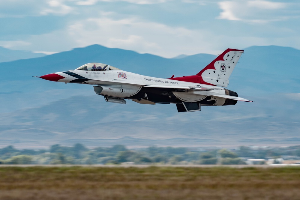 Thunderbirds Perform at the Great Colorado Air Show Thunderbirds Perform at the Great Colorado Air Show