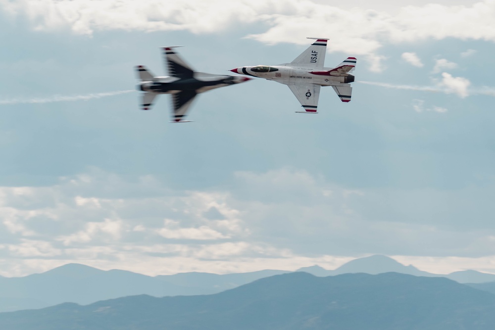 Thunderbirds Perform at the Great Colorado Air Show Thunderbirds Perform at the Great Colorado Air Show