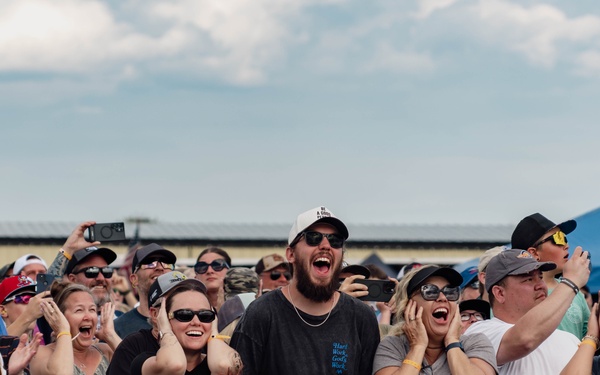 Thunderbirds Perform at the Great Colorado Air Show