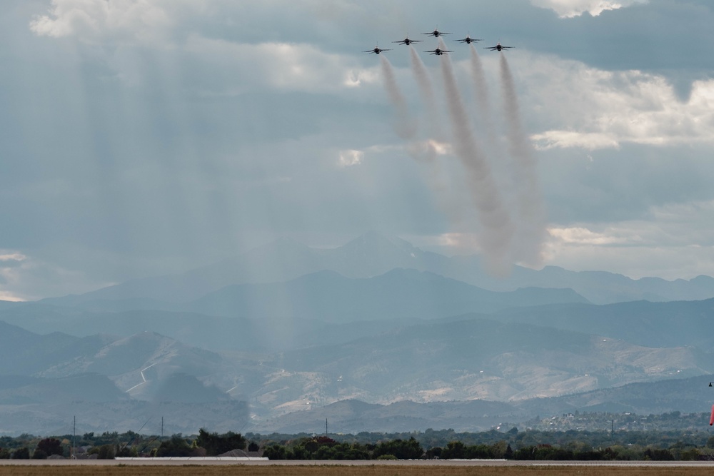 Thunderbirds Perform at the Great Colorado Air Show Thunderbirds Perform at the Great Colorado Air Show