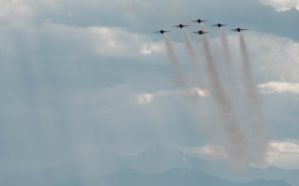 Thunderbirds Perform at the Great Colorado Air Show