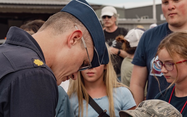Thunderbirds Perform at the Great Colorado Air Show