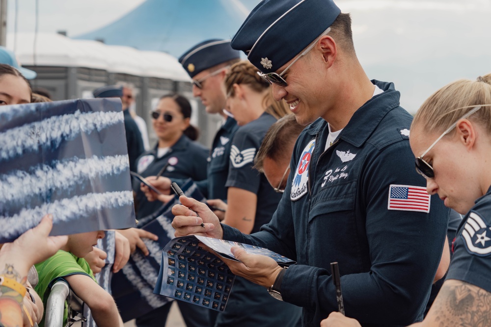 Thunderbirds Perform at the Great Colorado Air Show Thunderbirds Perform at the Great Colorado Air Show