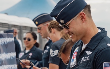 Thunderbirds Perform at the Great Colorado Air Show