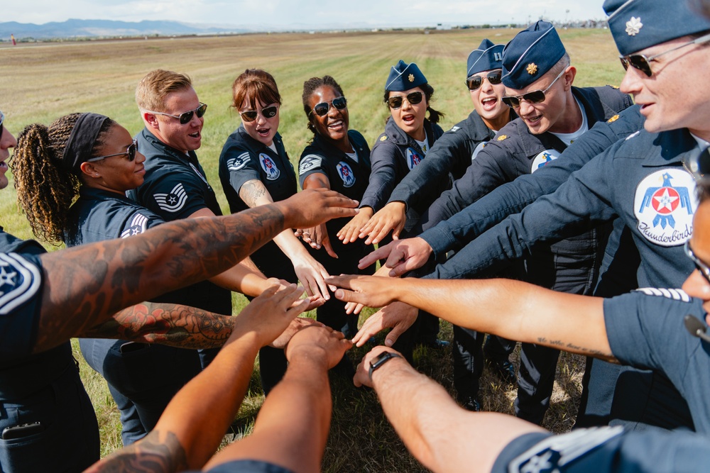 Thunderbirds Perform at the Great Colorado Air Show Thunderbirds Perform at the Great Colorado Air Show