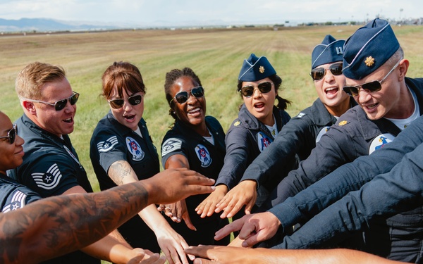 Thunderbirds Perform at the Great Colorado Air Show