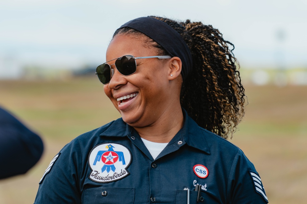 Thunderbirds Perform at the Great Colorado Air Show Thunderbirds Perform at the Great Colorado Air Show