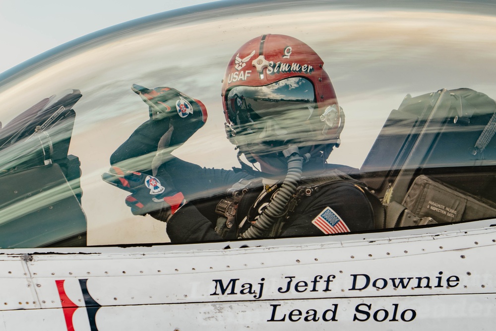 Thunderbirds Perform at the Great Colorado Air Show Thunderbirds Perform at the Great Colorado Air Show