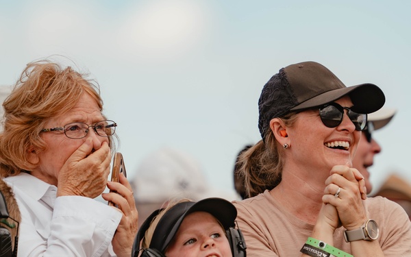 Thunderbirds Perform at the Great Colorado Air Show