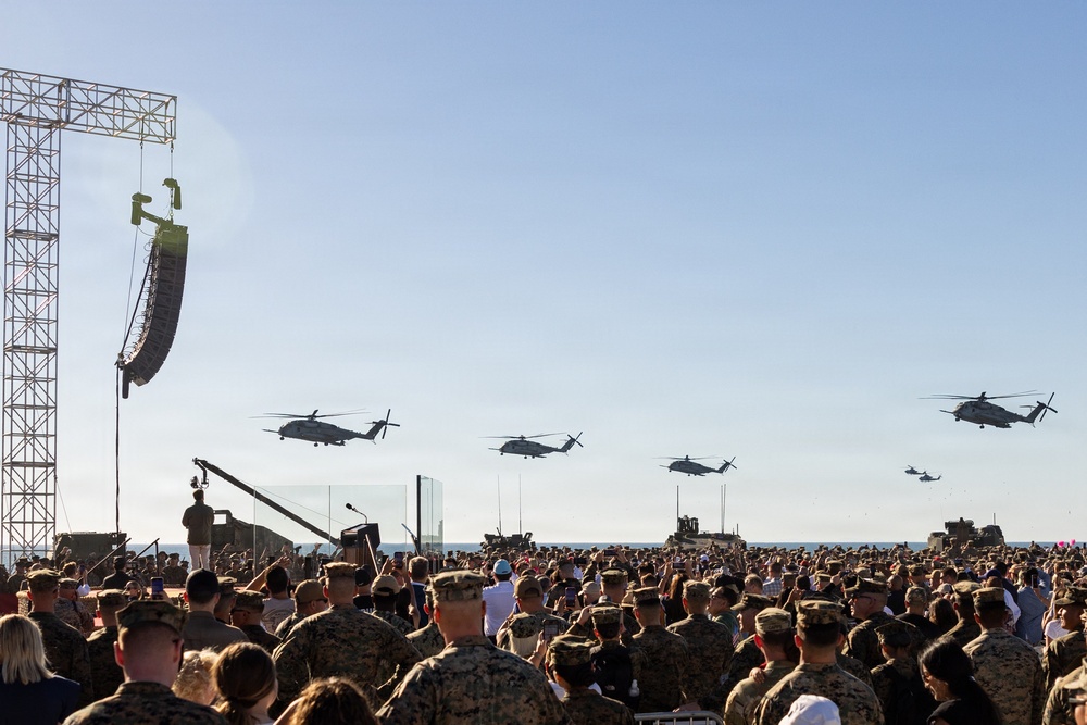 The Commandant, Gen. Eric M. Smith attends the 250th Amphibious Capabilities Demonstration