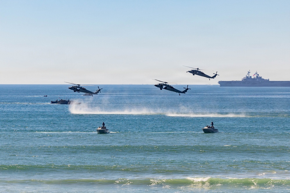 The Commandant, Gen. Eric M. Smith attends the 250th Amphibious Capabilities Demonstration