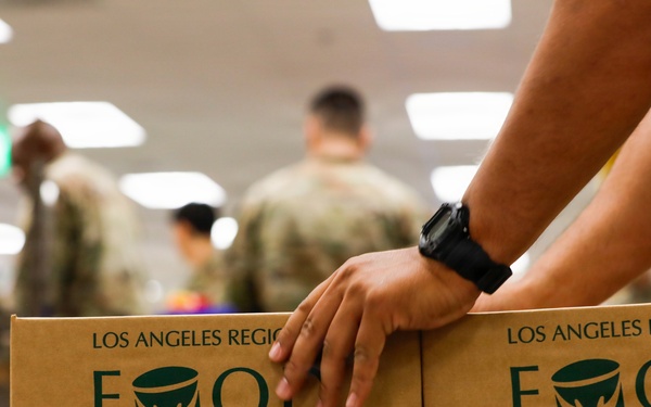 California National Guard Service Members Support Food Bank Operations at the Los Angeles Regional Food Bank