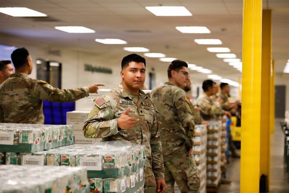 California National Guard Service Members Support Food Bank Operations at the Los Angeles Regional Food Bank California National Guard Service Members Support Food Bank Operations at the Los Angeles Regional Food Bank