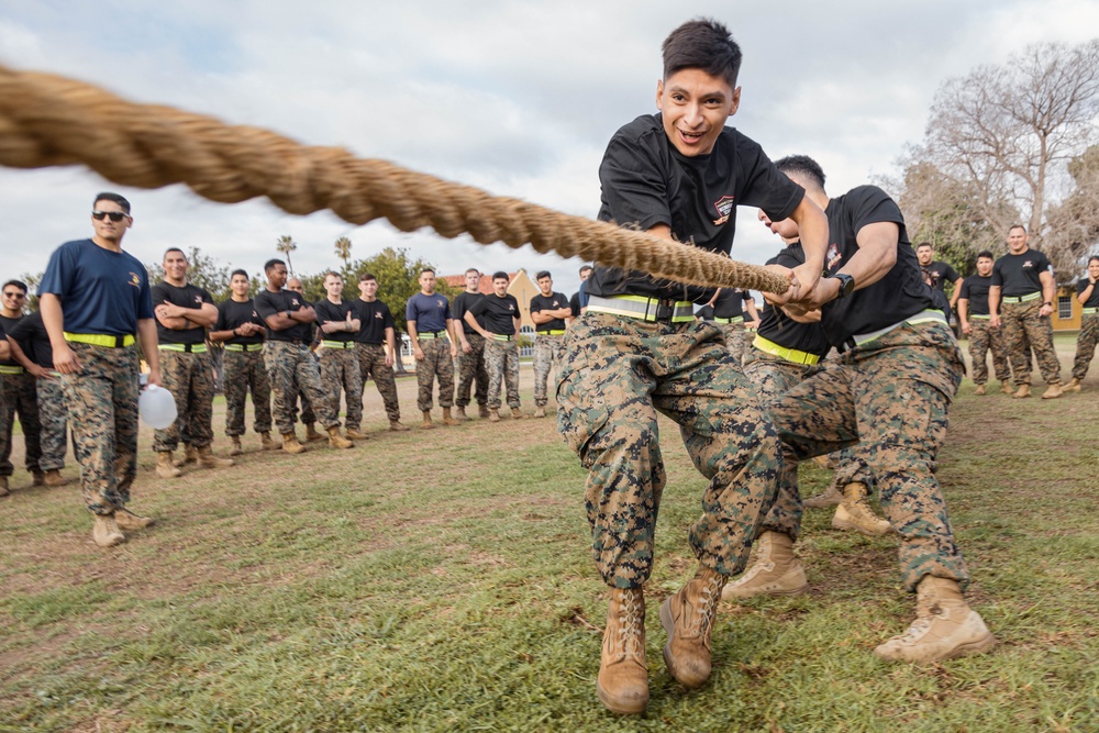 Marine Corps Recruiting and Retention School 6-25 Field Meet Marine Corps Recruiting and Retention School 6-25 Field Meet