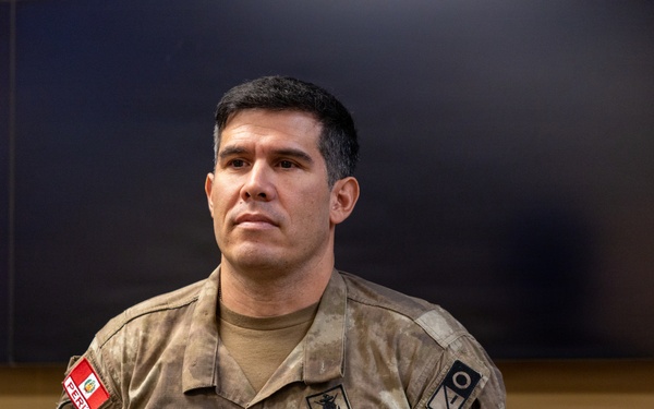 Peru LNO Departs MARFORSOUTH