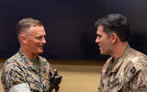 Peru LNO Departs MARFORSOUTH