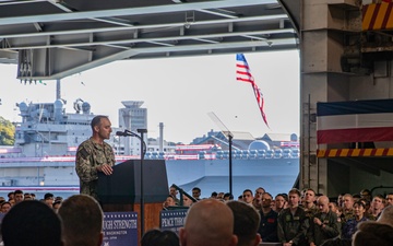 President of the United States visits USS George Washington