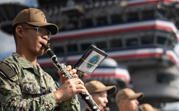 President of the United States Visits USS George Washington