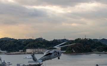 President of the United States visits the USS George Washington