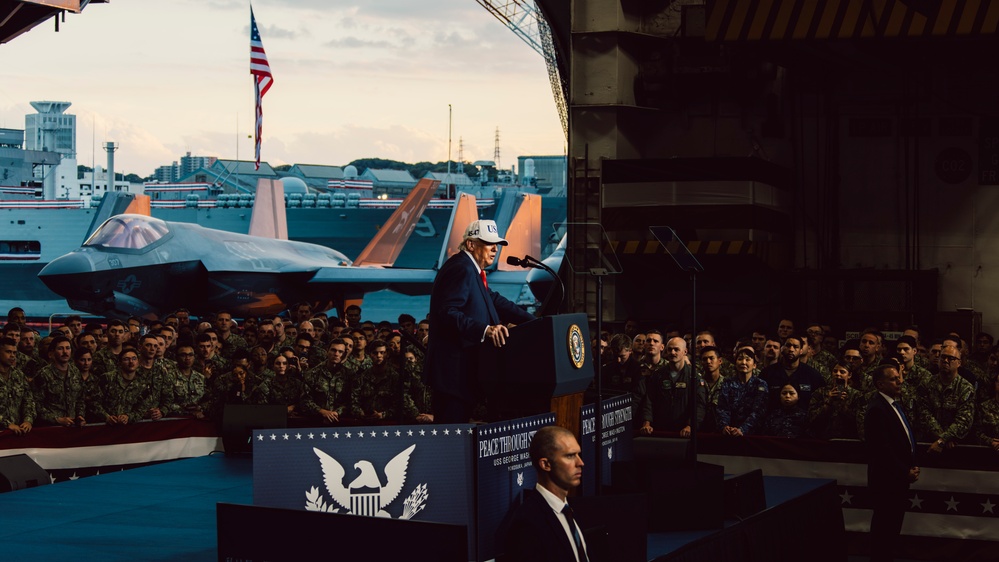 U.S. President Visits USS George Washington U.S. President Visits USS George Washington