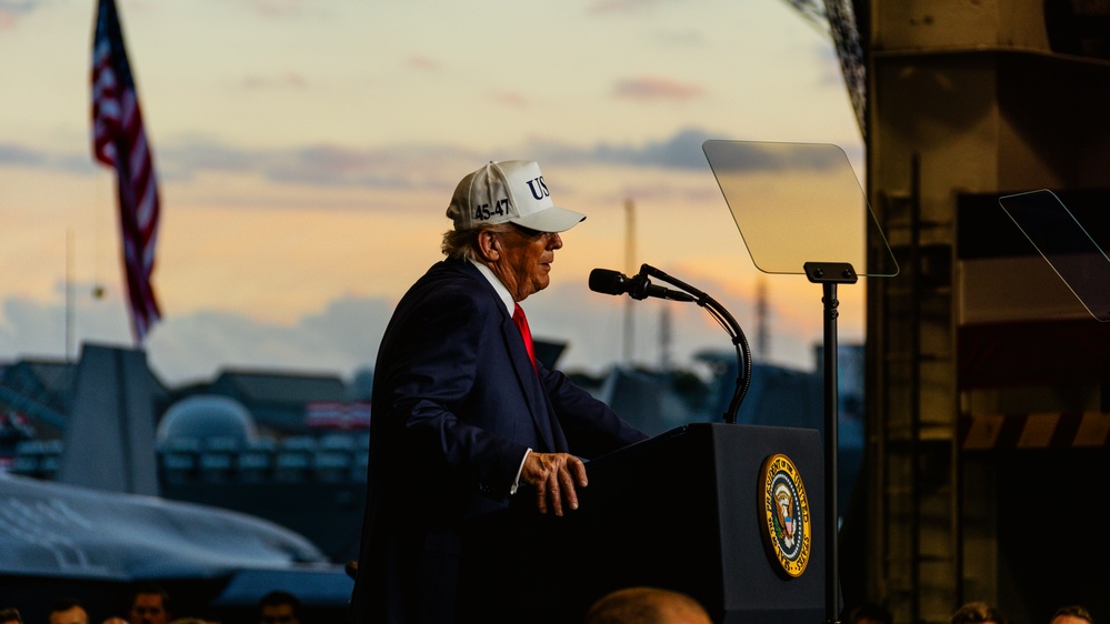 U.S. President Visits USS George Washington U.S. President Visits USS George Washington