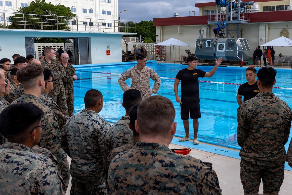 3d Intelligence Battalion holds water survival advanced training